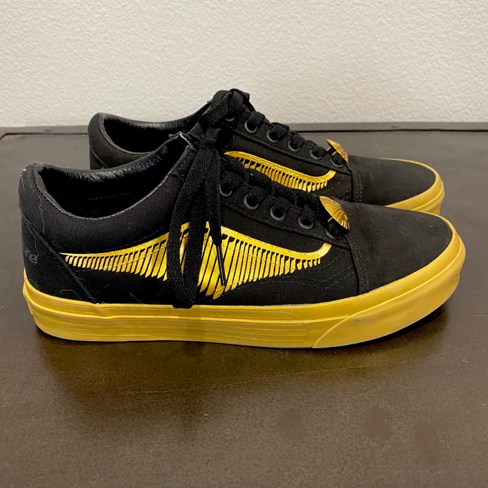 VANS HARRY POTTER LIMITED ED SIZE 7